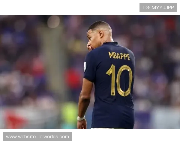 巴黎圣日耳曼开启卫冕之旅，姆巴佩欲破无冠魔咒